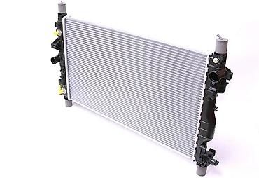 bmw e39 radiator: Chevrolet Cruz 2014 il, Analoq, Çin, Yeni — 1