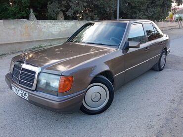 mersedes pikap: Mercedes-Benz E 230: 2.3 l | 1990 il Sedan