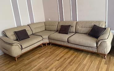 divan alemi: Uqlavoy divan. 600azn. ideal veziyyetde açılmır bazası yoxdu ünvan — 1