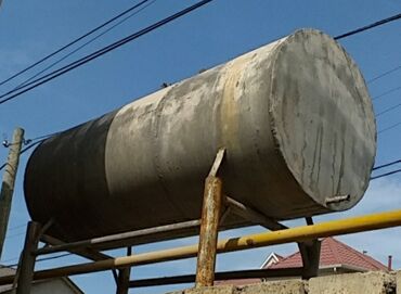 demir qapi islenmis: Bak, Metal, 3500 l l, İşlənmiş, Ünvandan götürmə