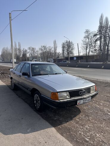 Audi: Audi 100: 1985 г., 2 л, Механика, Бензин, Седан