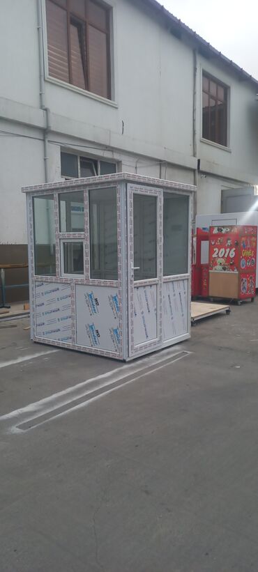 Konteynerlər: MÜHAFİZƏ KABİNİ. MÜHAFİZƏLƏR ÜŞÜMƏSİN. KƏYFİYYƏTLİ. SƏRFƏLİ — 21