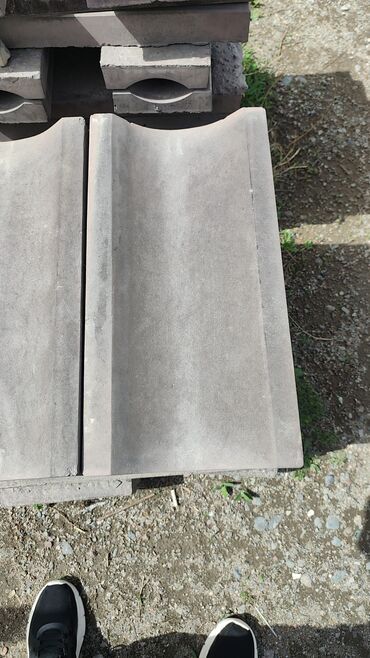 Садовые бордюры: Садовый бордюр, Литой, Бетонный, Овальный, Новый — 9