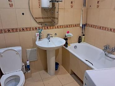 3 мкрн: 3 комнаты, 81 м², Золотой квадрат Индивидуалка, 3 этаж — 10