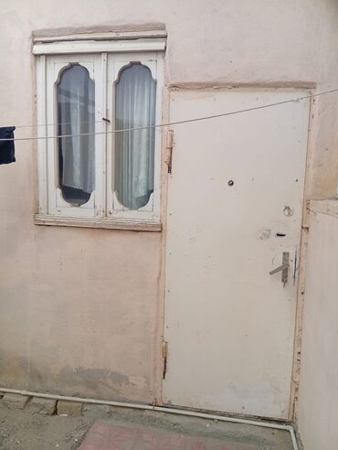 аренда домов в баку: 1 otaqlı, 25 kv. m, Təmirsiz