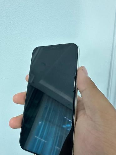 камеры для авто: IPhone 11, белый - Дисплей 6.1" Liquid Retina HD (IPS), True Tone — 6
