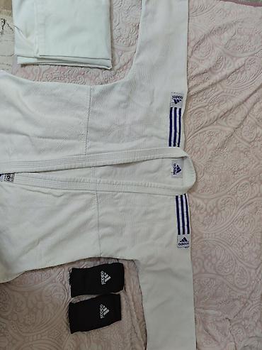qurt: Adidas judogi dəsti endirim olacaq Məhsul tərkibi: - Adidas markalı — 2
