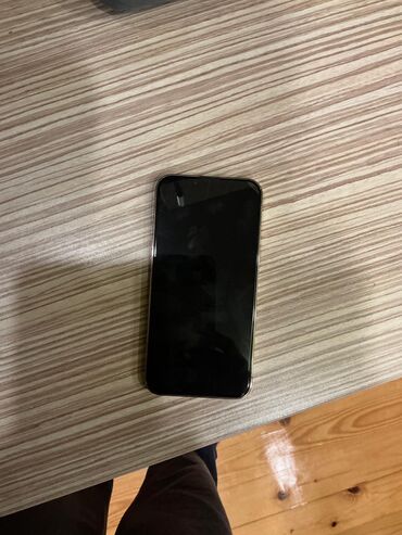 Apple iPhone: IPhone 13 Pro, 256 GB, Qızılı, Simsiz şarj, Face ID — 2