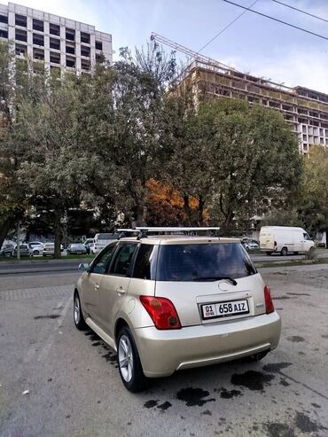 рассрочка машиналар: Toyota ist: 2002 г., 1.5 л, Автомат, Бензин, Хэтчбэк
