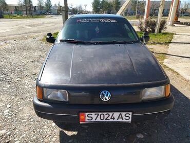 обмен на пасат б3: Volkswagen Passat: 1990 г., 1.8 л, Механика, Бензин, Седан