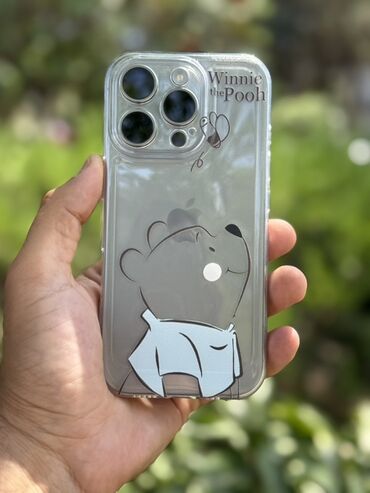 Kabrolar: Müxtəlif iPhone modelləri üçün çiçək naxışlı, şəffaf keys. Bu keys — 9