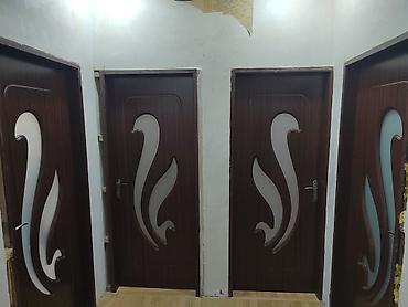 Ağ qapı ilə əvəz edirəm deyə satıram. 2şəkildə gördüyünüz 1 fərqli