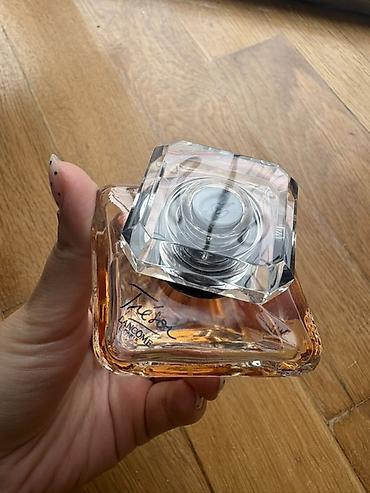 duxi narkotik: Lancôme Trésor – qadın üçün ətir 30 mL Lancome duxi, 2 dəfə istifadə — 2