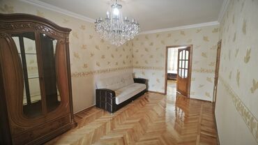 сдаю квартиру без посредников: 3 комнаты, 50 м²
