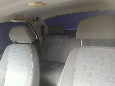 QAZ: QAZ 31105 Volga: 2.3 l | 2007 il 152000 km Sedan — 11