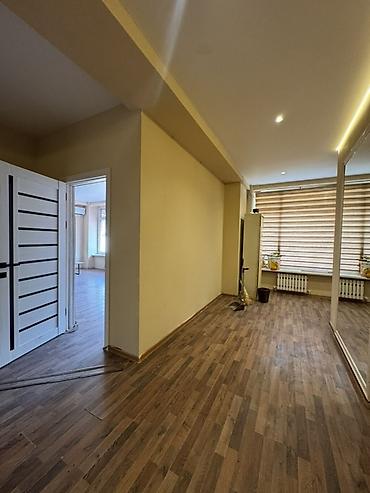 салон красоты услуги: Сдаю Офис целиком: 260 м², В жилом комплексе, С ремонтом, Первая линия — 10