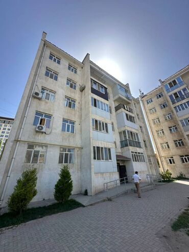 квартира в кудайбергене: 2 бөлмө, 49 кв. м, Жеке план, 1 кабат, Косметикалык ремонт