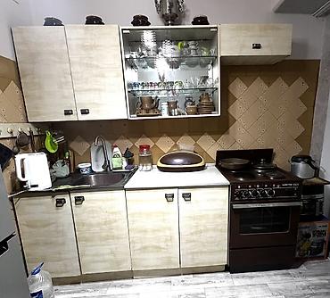 кухиний гарнитур: Продам кухонный гарнитур б/у. Состояние удовлетворительное. Подой- — 1