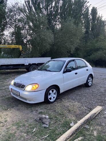 матиз автомат 2005: Daewoo Lanos: 2000 г., 1.5 л, Механика, Бензин, Хетчбек