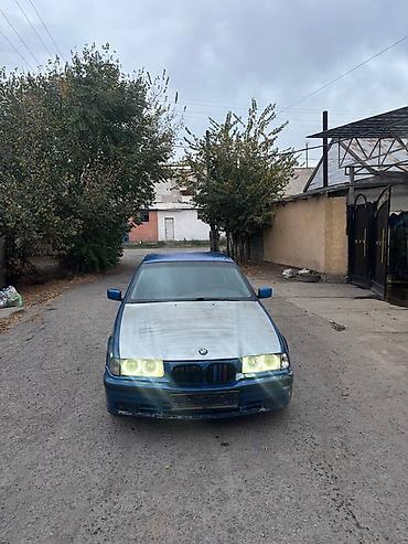реснички е39: BMW 3 series: 1993 г., 2.5 л, Седан — 4