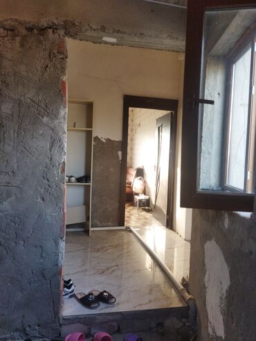 Həyət evləri və villaların satışı: 9 otaq, 200 kv. m, Kredit var, Orta təmir -da lalafo.az — 17 Həyət evləri və villaların satışı: 9 otaq, 200 kv. m, Kredit var, Orta təmir — 17