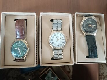 безрукавки мужские: Продаю часы слава.не новые,но с коробками.по 5000 сом