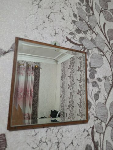 полотенце для головы: Продаю Зеркало длина ширина 27см. Новый. Всего за 200 сом
