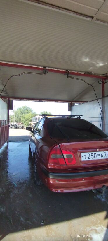 разморозка авто: Mitsubishi Carisma: 2000 г., 1.6 л, Механика, Бензин, Хэтчбэк