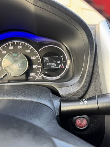 Nissan: Nissan Note hatchback - Korpus: qara rəng, 5 qapı, arxa spoyler - — 6