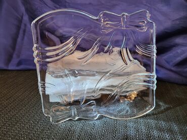 Kuhinjski setovi: Tacne,vintaz,nove za poslastice. Staklene tacne. Komada 6 u ceni — 1