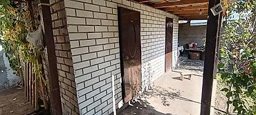 погриб: 5 комнат, 80 м², 3 соток, Бишкек, Кара-Жыгач ж/м Собственник — 9