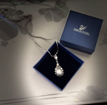 volim te na 100 jezika ogrlica: Swarovski