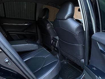 Toyota: Toyota Camry: 2019 г., 2.5 л, Автомат, Гибрид, Седан — 5