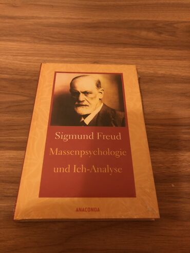Kitablar, jurnallar, CD, DVD: Xarici dillerde kitablar Alman Fransiz Freyd Volter Russo Freud