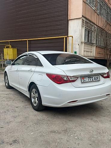 kirgiz auto: Hyundai Sonata: 2014 г., 2 л, Автомат, Газ, Седан — 7