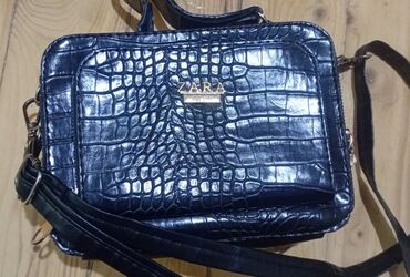 купить золотые часы бу: Çiyin çantası, Zara