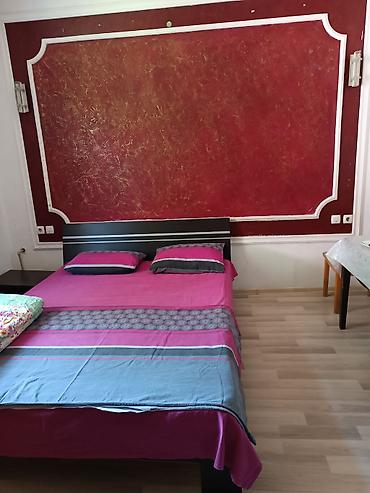 Посуточная аренда квартир: 1 комната, Душевая кабина, Постельное белье, Парковка — 2