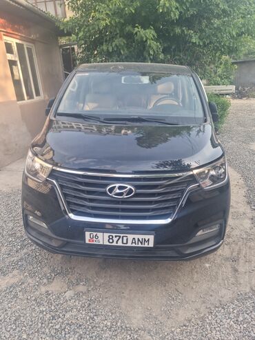 Hyundai: Hyundai H-1 (Grand Starex): 2018 г., 2.4 л, Автомат, Газ, Минивэн