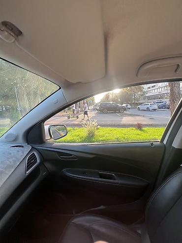 Chevrolet: Chevrolet Spark: 2019 г., 1 л, Автомат, Бензин, Хэтчбэк — 7