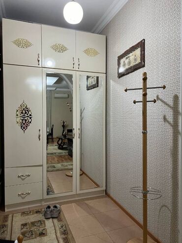 Uzunmüddətli kirayə mənzillər: Xətai Rayonu Həzi Aslanov Metrosu 3 otaq. Mərtəbə - 16/19 Otaq sayı - — 8