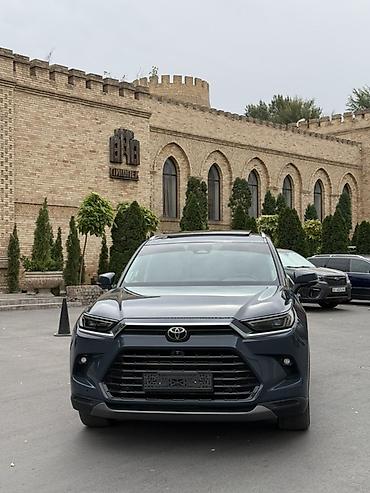 Продажа авто: Toyota Grand Highlander: 2023 г., 2.5 л, Вариатор, Гибрид, Кроссовер — 1