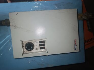Отопление и нагреватели: Продаю( б.у )электрокотел фирмы "Теплотех" 4,5 Киловатт на 40-50 метр