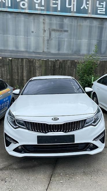 kaiyi e5: Kia K5: 2018 г., Автомат, Седан — 1