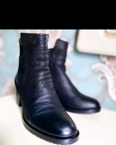 кожаные ботинки: Сапоги, 37.5, цвет - Черный