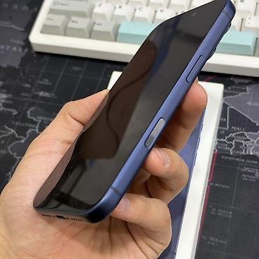Мобильные телефоны: IPhone 17 Pro, Б/у, 256 ГБ, Синий, Коробка, 100 % — 4