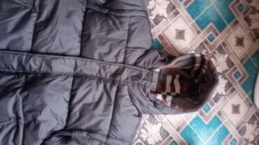 Куртки: Зимная куртка BURBERRY 
размер:2XXL
цена:2500