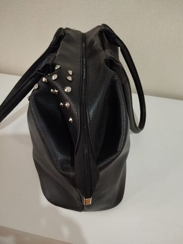 Çantalar: Sumka əsil dəridən 2, 3 dəfə işlənib təzədən secilmir — 5