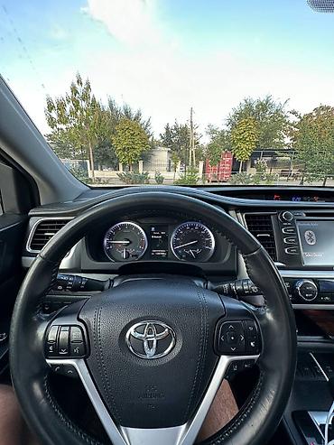 crv 2: Toyota Highlander: 2019 г., 3.5 л, Автомат, Бензин, Кроссовер — 3