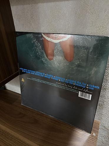 mx 49: Məhsul: Deftones – “Around the Fur” vinil plastinka (LP) Təsvir: - — 2