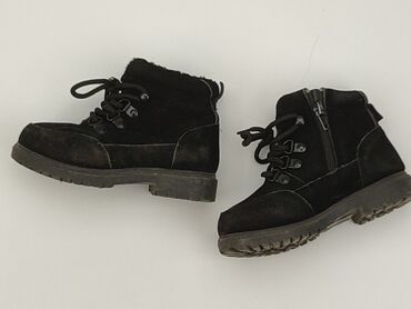 czarne klapki na obcasie ccc: High boots 28, Used